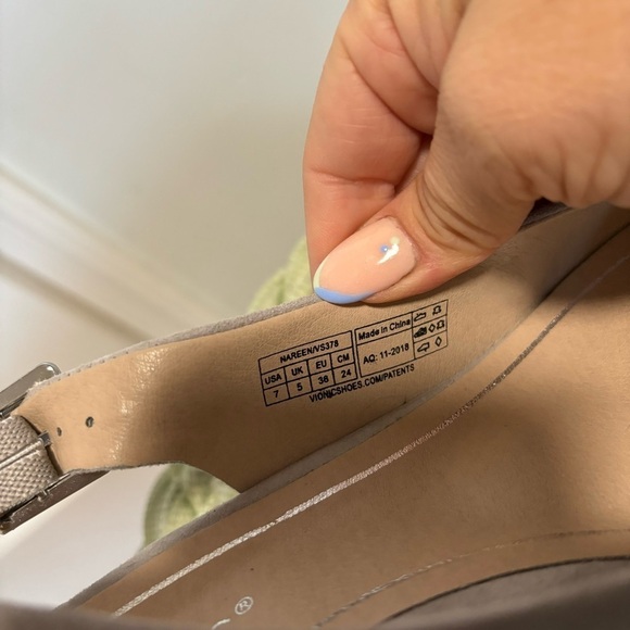 Vionic Plaza Nareen Gray Suede Block Heel Comfort Arch Support Slingback Heels - Picture 6 of 8